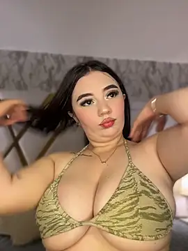 Snapshot of ValeriaCarter chatting on July 3, 2026, 12:44 pm ValeriaCarter online show from July 3, 2026, 12:44 pm