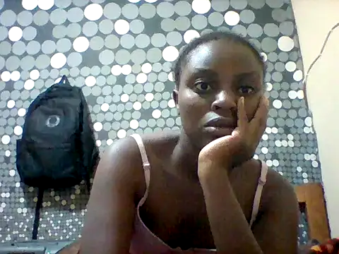 Snapshot of liligal chatting on July 5, 2026, 4:19 am liligal online show from July 5, 2026, 4:19 am