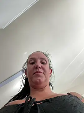 Snapshot of Atlanta-Jay chatting on July 15, 2026, 4:25 pm Atlanta-Jay online show from July 15, 2026, 4:25 pm