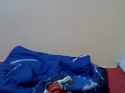 Snapshot of sweety_starlit chatting on May 16, 2026, 12:37 pm sweety starlit online show from May 16, 2026, 12:37 pm