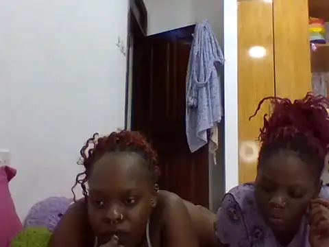 Snapshot of sexybaddies20 chatting on June 23, 2026, 4:05 pm sexybaddies20 online show from June 23, 2026, 4:05 pm
