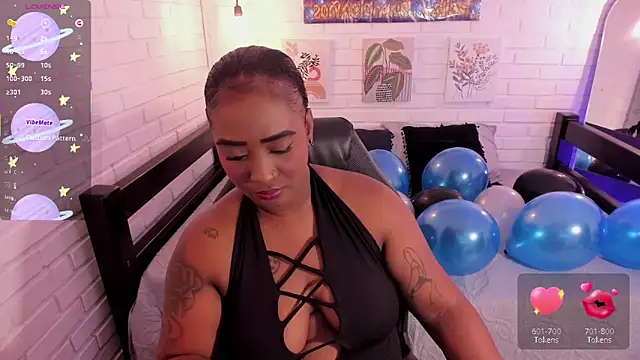 alison daniels  online show from October 25, 2025, 2:17 pm