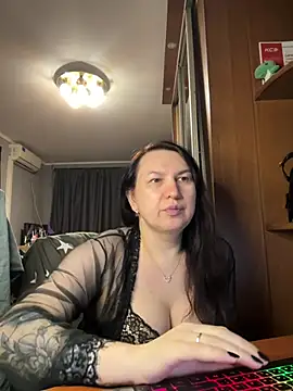 EvaBeautyXxX online show from July 8, 2026, 10:10 pm