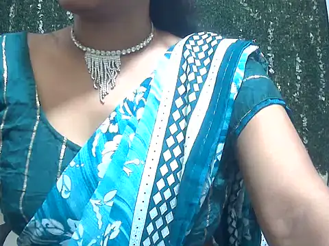 Snapshot of shallykaur chatting on June 29, 2026, 10:15 am shallykaur online show from June 29, 2026, 10:15 am