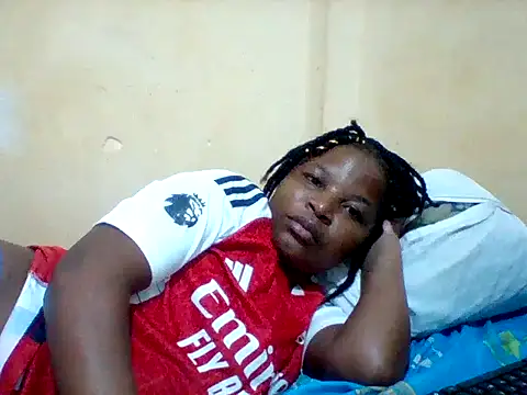 Camilla-Sweets online show from May 17, 2026, 7:03 pm