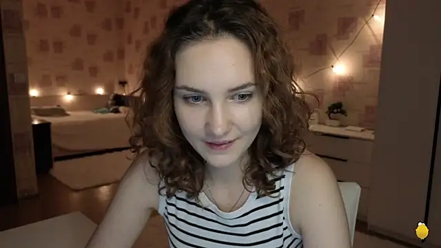 Snapshot of Megan_swiftss chatting on June 1, 2026, 6:29 pm Megan swiftss online show from June 1, 2026, 6:29 pm