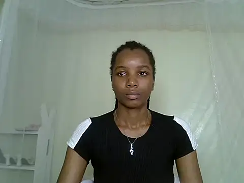 Snapshot of Sexy_vylsa chatting on June 13, 2026, 6:44 am Sexy vylsa online show from June 13, 2026, 6:44 am
