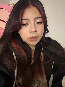 Snapshot of softdoll-_ chatting on June 27, 2026, 6:19 am softdoll- online show from June 27, 2026, 6:19 am