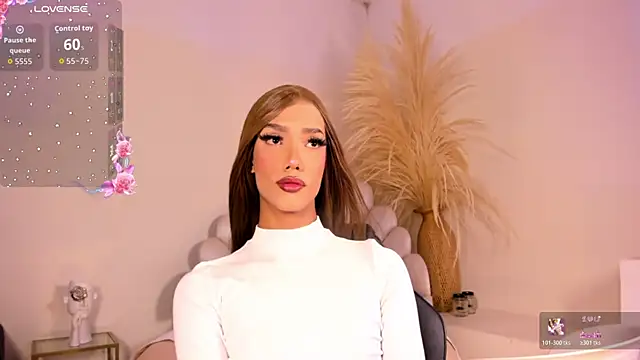 Snapshot of SelenaRogers chatting on June 20, 2026, 8:47 pm SelenaRogers online show from June 20, 2026, 8:47 pm