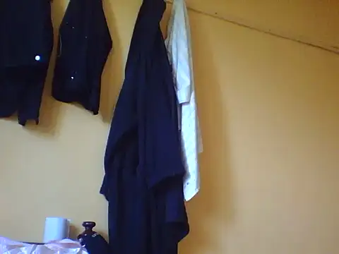Snapshot of NannaH21 chatting on May 20, 2026, 5:26 am NannaH21 online show from May 20, 2026, 5:26 am