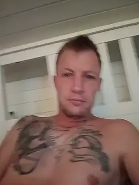 Snapshot of swissguy007 chatting on August 1, 2026, 4:54 am swissguy007 online show from August 1, 2026, 4:54 am