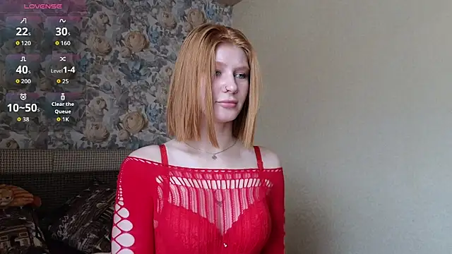 Snapshot of Juli_Ginger chatting on June 2, 2026, 10:37 am Juli Ginger online show from June 2, 2026, 10:37 am