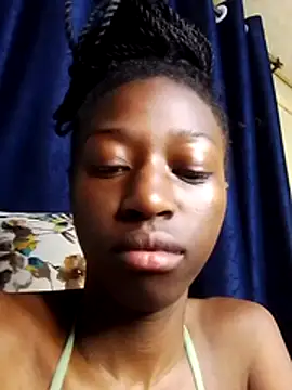 Snapshot of MyrahEbony chatting on June 14, 2026, 4:03 am MyrahEbony online show from June 14, 2026, 4:03 am