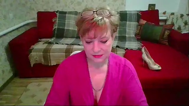 Snapshot of SamantaxFocs chatting on June 2, 2026, 3:28 am SamantaxFocs online show from June 2, 2026, 3:28 am
