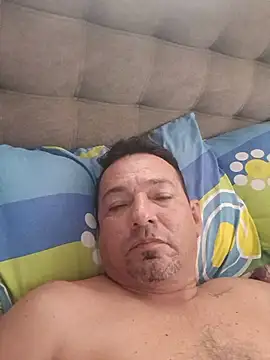 Snapshot of Gerardo_Camila chatting on May 18, 2026, 9:19 pm Gerardo Camila online show from May 18, 2026, 9:19 pm