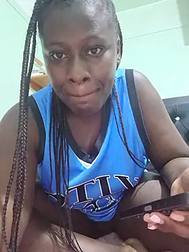 Snapshot of thickiana4 chatting on May 18, 2026, 8:57 pm thickiana4 online show from May 18, 2026, 8:57 pm