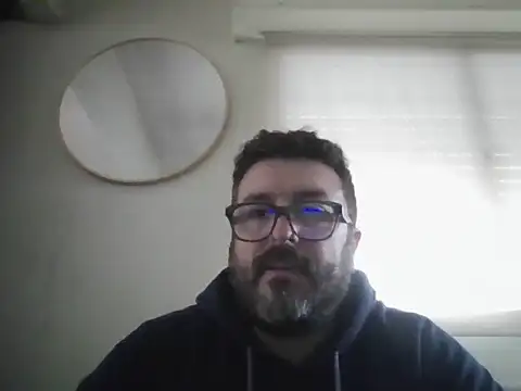 Snapshot of Martoruy chatting on July 15, 2026, 6:59 pm Martoruy online show from July 15, 2026, 6:59 pm