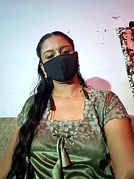 Snapshot of madhushree143 chatting on July 1, 2026, 5:41 am madhushree143 online show from July 1, 2026, 5:41 am