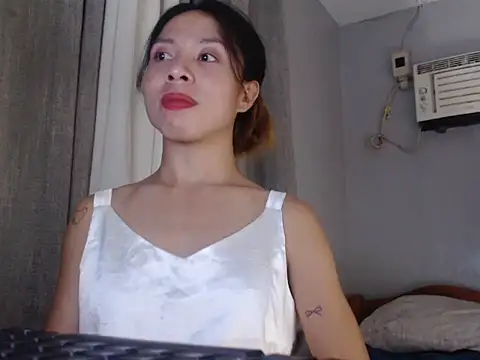 Snapshot of Super_Hot_BunnyXX chatting on June 10, 2026, 3:13 pm Super Hot BunnyXX online show from June 10, 2026, 3:13 pm