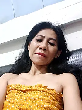Snapshot of Alisaa0716 chatting on June 5, 2026, 6:57 pm Alisaa0716 online show from June 5, 2026, 6:57 pm