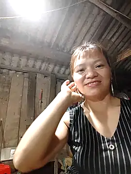 Snapshot of lya_sexyy chatting on May 19, 2026, 2:24 pm lya sexyy online show from May 19, 2026, 2:24 pm