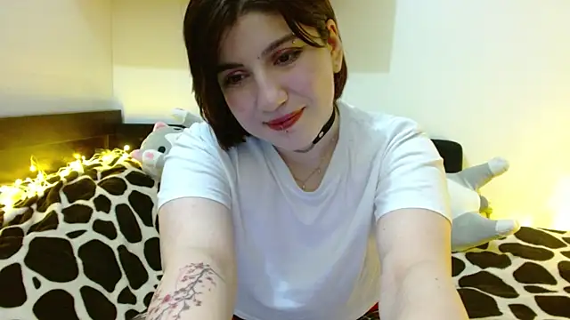 Snapshot of Oriana_secret chatting on May 30, 2026, 8:09 am Oriana secret online show from May 30, 2026, 8:09 am