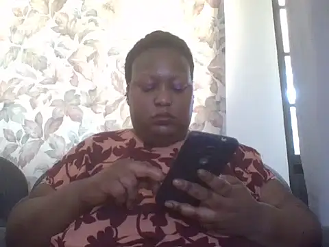 Snapshot of fat_ebonyqueen chatting on June 24, 2026, 8:13 am fat ebonyqueen online show from June 24, 2026, 8:13 am