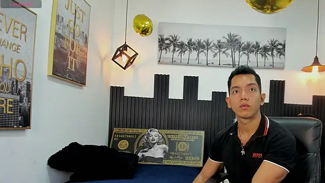 Snapshot of paul_cros chatting on June 14, 2026, 11:22 am paul cros online show from June 14, 2026, 11:22 am