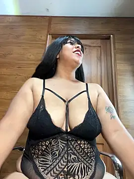 Snapshot of Alexia_Lerner chatting on June 22, 2026, 8:06 pm Alexia Lerner online show from June 22, 2026, 8:06 pm