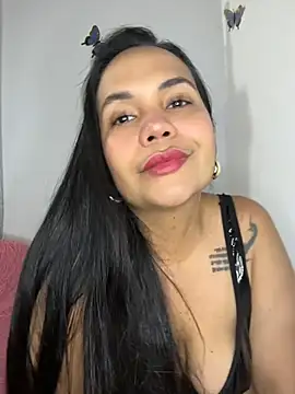 NoahJade online show from July 28, 2026, 9:36 pm