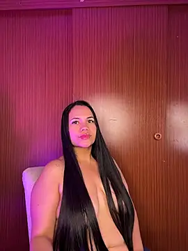 NoahJade online show from July 6, 2026, 9:05 am
