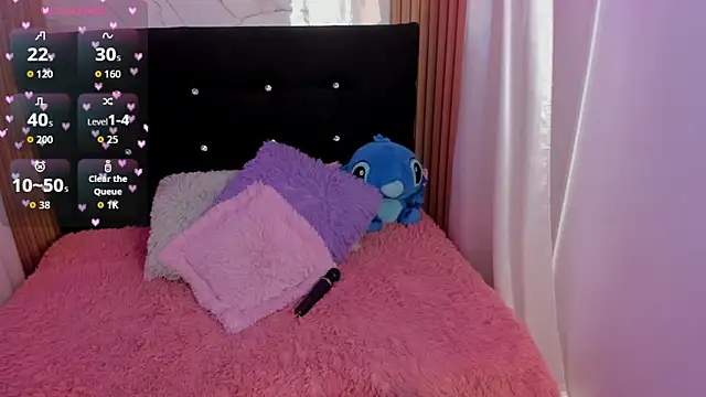 Snapshot of Sara_Sweet03 chatting on June 23, 2026, 8:29 pm Sara Sweet03 online show from June 23, 2026, 8:29 pm