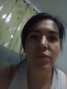 Snapshot of dhanya_moon chatting on June 12, 2026, 2:20 am dhanya moon online show from June 12, 2026, 2:20 am