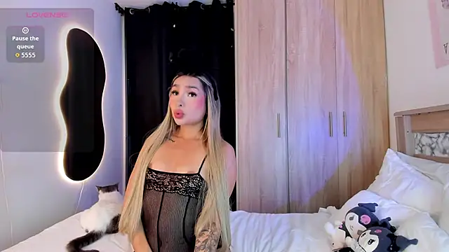 Snapshot of ValerieSantorini chatting on June 27, 2026, 12:27 am ValerieSantorini online show from June 27, 2026, 12:27 am