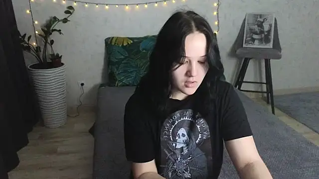 Snapshot of Tori_cute chatting on May 29, 2026, 12:38 am Tori cute online show from May 29, 2026, 12:38 am