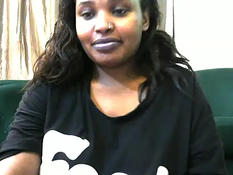 Snapshot of aliayah5 chatting on June 23, 2026, 12:08 am aliayah5 online show from June 23, 2026, 12:08 am