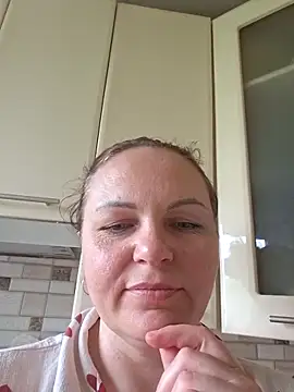 Snapshot of Meri_a chatting on May 21, 2026, 8:23 am Meri a online show from May 21, 2026, 8:23 am