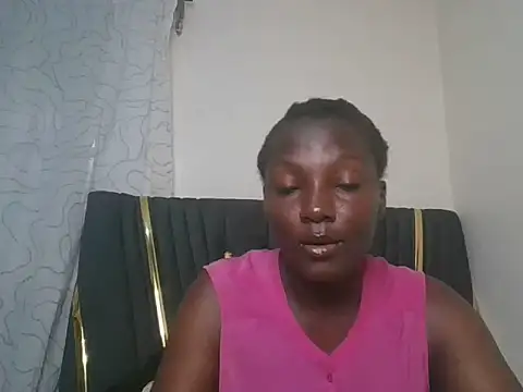 Snapshot of sexyleah25 chatting on May 22, 2026, 5:05 am sexyleah25 online show from May 22, 2026, 5:05 am