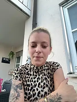 Snapshot of AnnaCherie chatting on May 28, 2026, 6:03 pm AnnaCherie online show from May 28, 2026, 6:03 pm