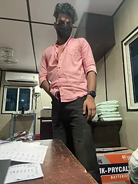 Snapshot of spiral__man007 chatting on July 1, 2026, 9:15 pm spiral man007 online show from July 1, 2026, 9:15 pm
