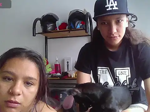 Snapshot of Amber_rose17 chatting on July 15, 2026, 7:43 pm Amber rose17 online show from July 15, 2026, 7:43 pm