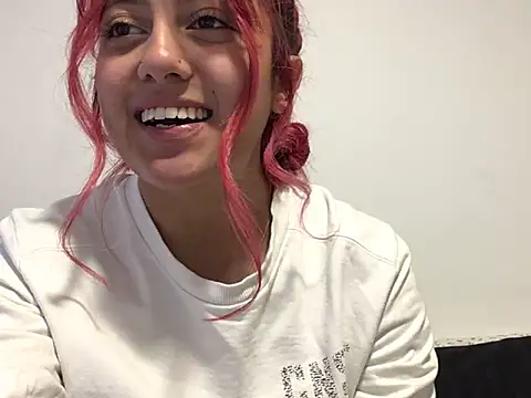 Emma Cut online show from June 5, 2026, 7:30 pm