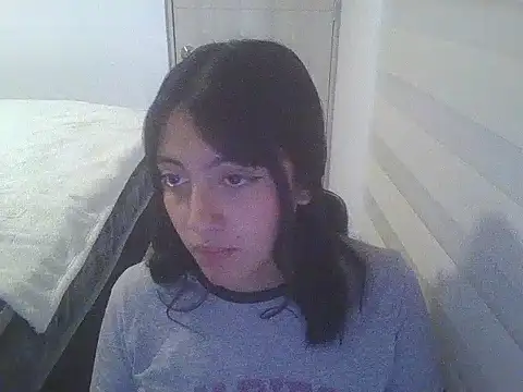 Emma Cut online show from July 25, 2026, 10:27 pm