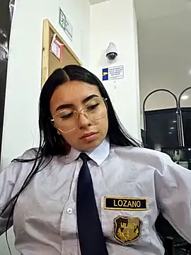 Snapshot of Angela__05 chatting on June 29, 2026, 1:00 pm Angela 05 online show from June 29, 2026, 1:00 pm