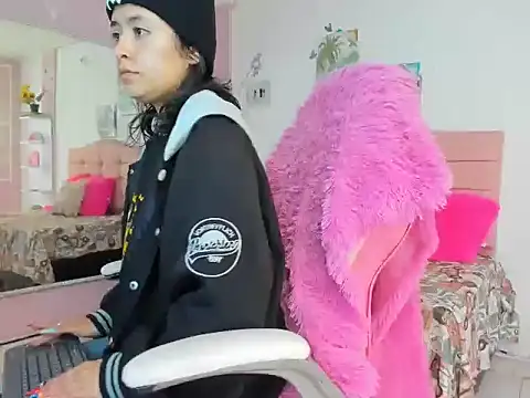 Snapshot of ivyyemerald_ chatting on June 10, 2026, 1:45 pm ivyyemerald online show from June 10, 2026, 1:45 pm