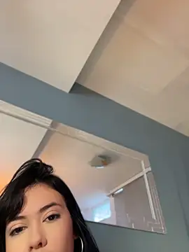 Snapshot of FERNANDAXX_ chatting on June 7, 2026, 12:10 pm FERNANDAXX online show from June 7, 2026, 12:10 pm