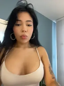 Snapshot of FERNANDAXX_ chatting on June 24, 2026, 2:26 pm FERNANDAXX online show from June 24, 2026, 2:26 pm