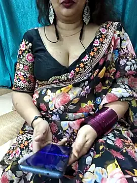 Snapshot of kavyabhabhi chatting on June 16, 2026, 8:36 am kavyabhabhi online show from June 16, 2026, 8:36 am
