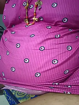 Snapshot of geetha431 chatting on July 13, 2026, 5:34 pm geetha431 online show from July 13, 2026, 5:34 pm