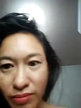 Snapshot of starlani9 chatting on May 21, 2026, 10:12 am starlani9 online show from May 21, 2026, 10:12 am